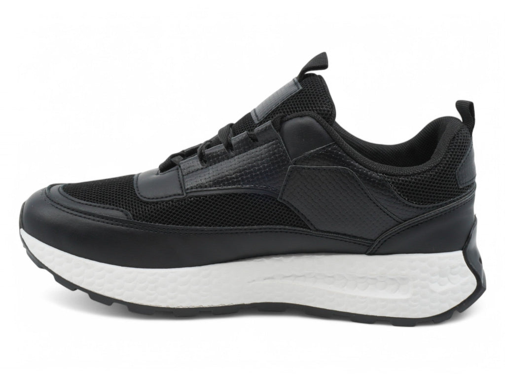 Women`s Black Mesh Sporty Sneaker